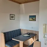 Taun Hoevt Groß Zicker