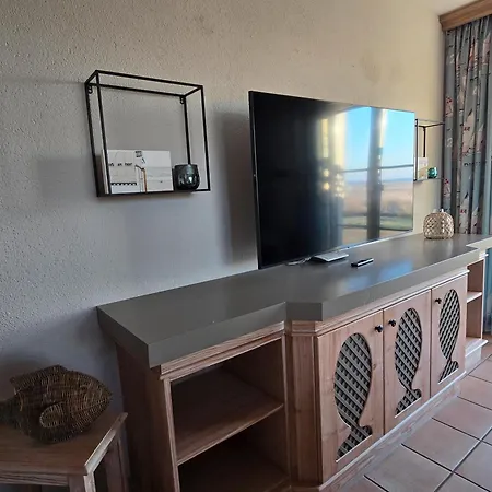 Taun Hoevt Апартаменты