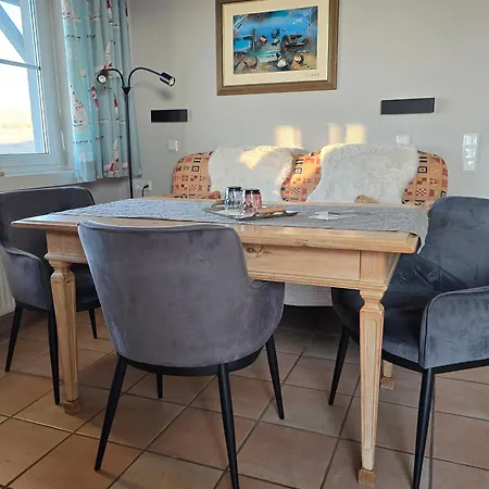 Taun Hoevt Апартаменты