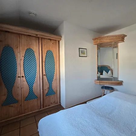 Taun Hoevt Apartment